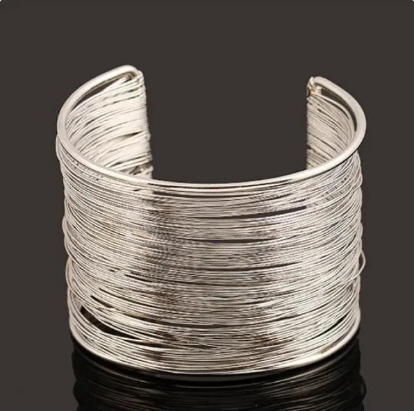 Wave Cuff Bracelet - MOONRAKER