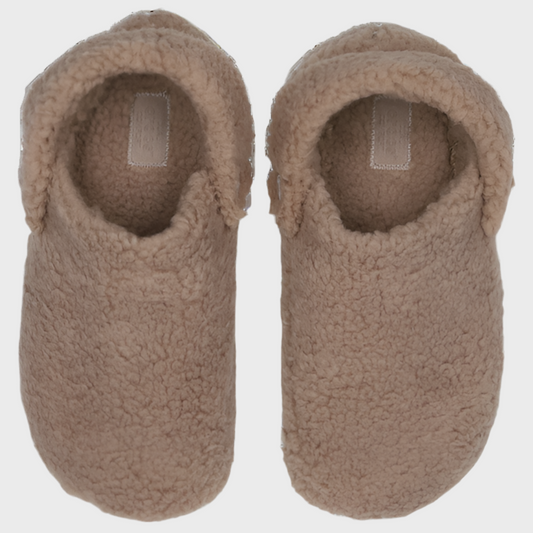 FLUFFY SLIPPERS - MOONRAKER