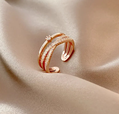 LUXE GLEAM RADIANT RING - MOONRAKER