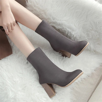 Women's Back Zipper Boots - MOONRAKER