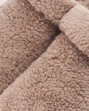 FLUFFY SLIPPERS - MOONRAKER